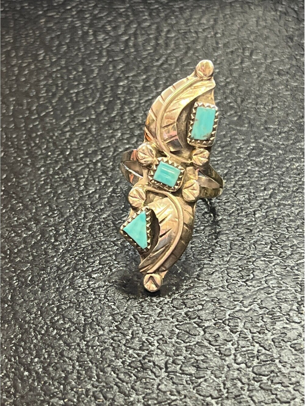 Zuni handmade sterling silver turquoise ring size 6.5 carved